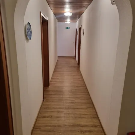 & Bracki Gusti באדן-באדן