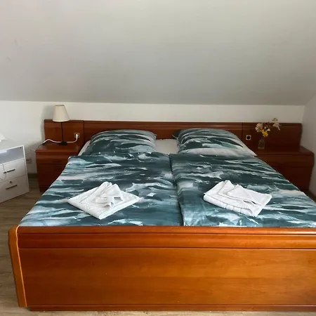 & Bracki Gusti מלון באדן-באדן